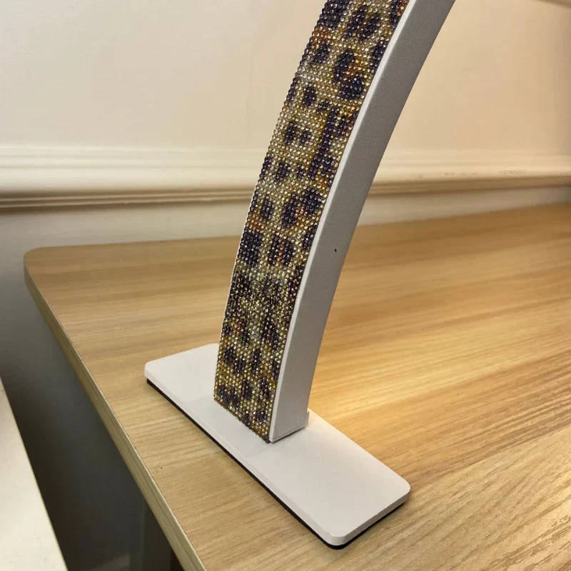 LunaGlow – LED Beauty Lamp voor Wimperextensions & Make-up | Dimbare Precisieverlichting - immagine 6